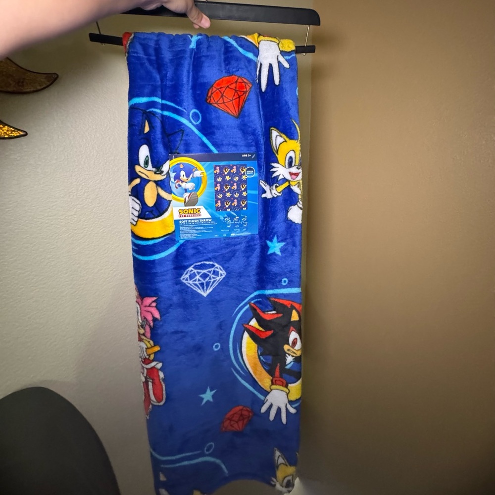 Sonic the Hedgehog Throw Blanket